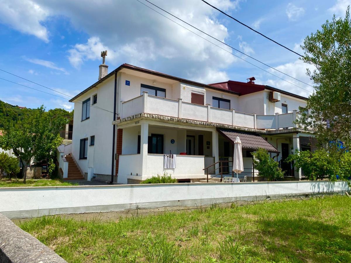 Guesthouse Simag Palit Exterior photo